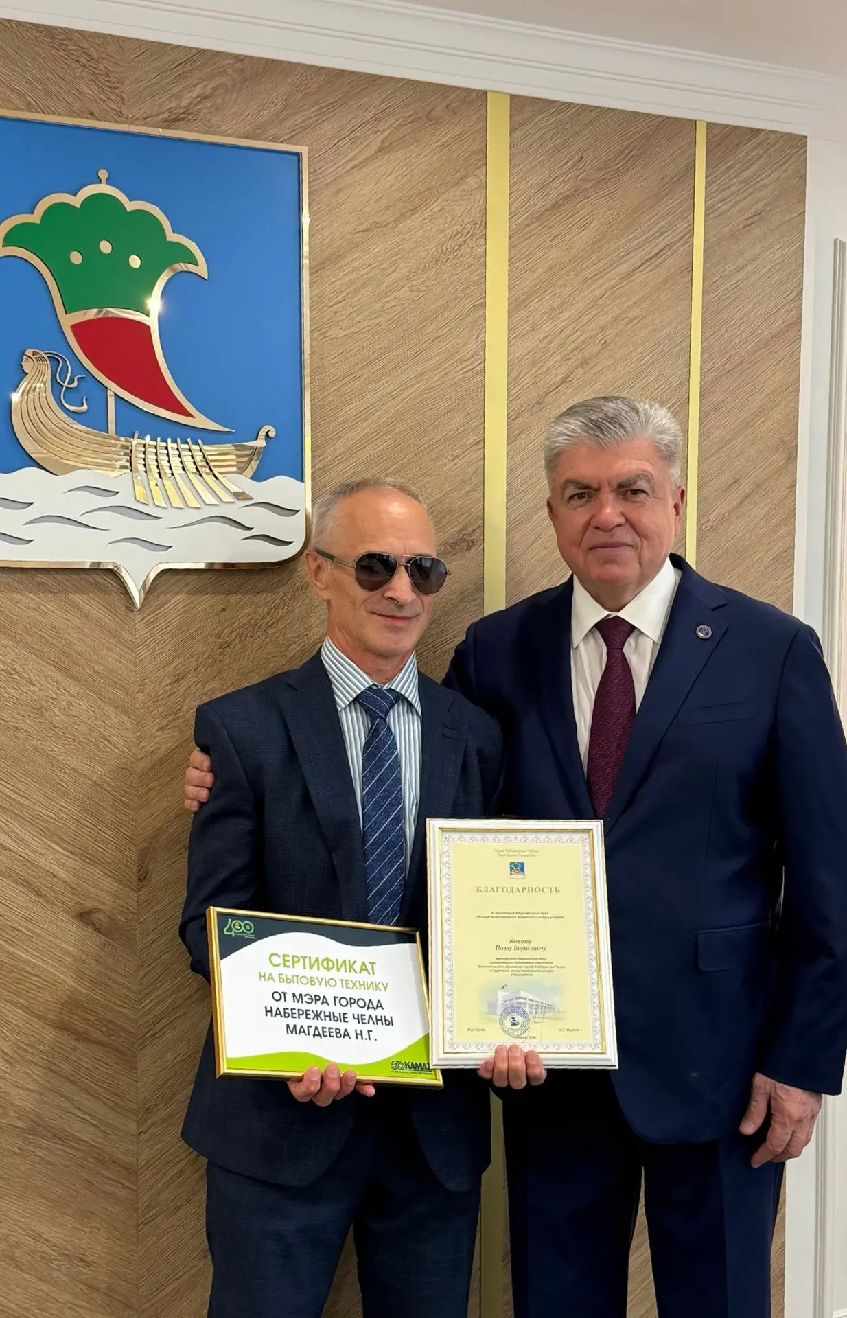 Магдеев встретился с челнинскими чемпионами